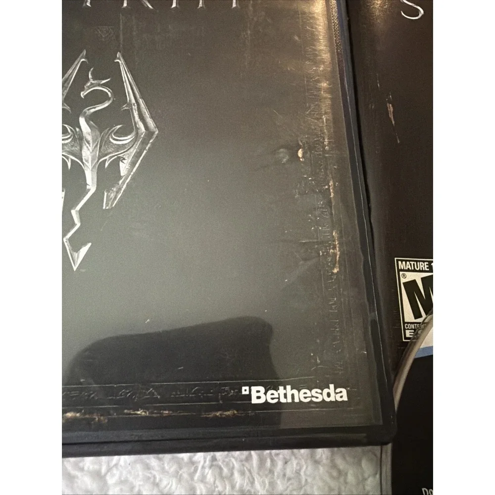 Skyrim The Elder Scrolls V 2011 PC DVD ROM Games for Windows CIB Complete Map